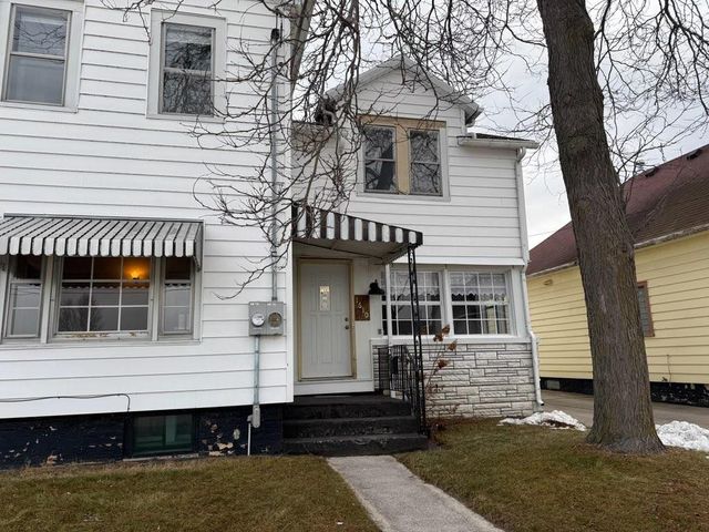 1610 17TH STREET, Two Rivers, WI 54241