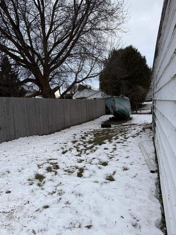 1610 17TH STREET, Two Rivers, WI 54241