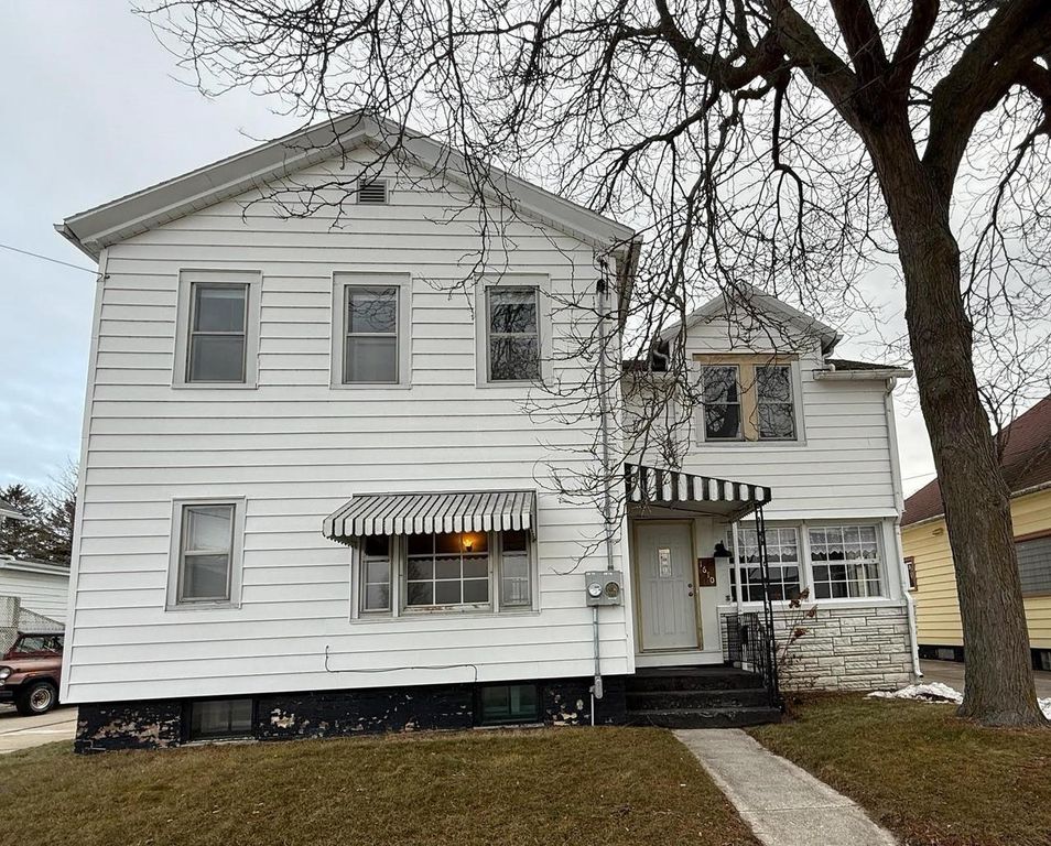 1610 17TH STREET, Two Rivers, WI 54241