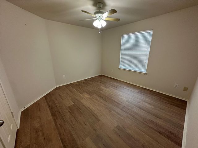 10427 Hamlet Vale Court, Houston, TX 77070
