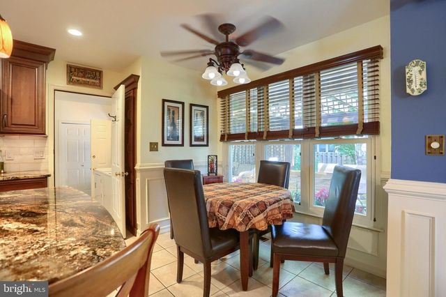 3 CEDAR CT, Enola, PA 17025