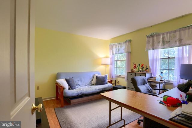 3 CEDAR CT, Enola, PA 17025