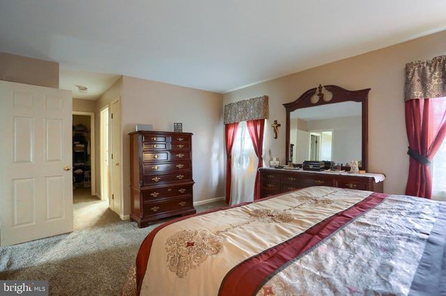 3 CEDAR CT, Enola, PA 17025