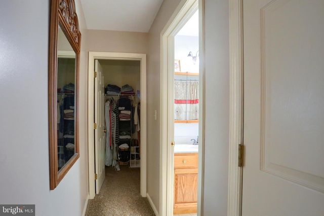 3 CEDAR CT, Enola, PA 17025