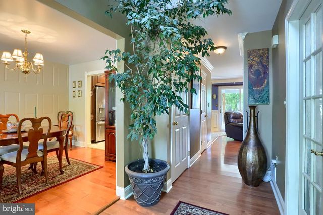 3 CEDAR CT, Enola, PA 17025