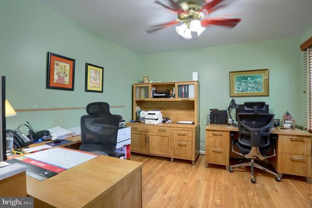 3 CEDAR CT, Enola, PA 17025