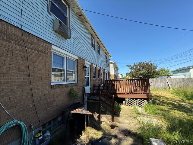 42 Viola Drive, Cheektowaga, NY 14227