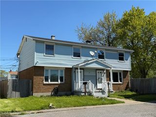 42 Viola Drive, Cheektowaga, NY 14227