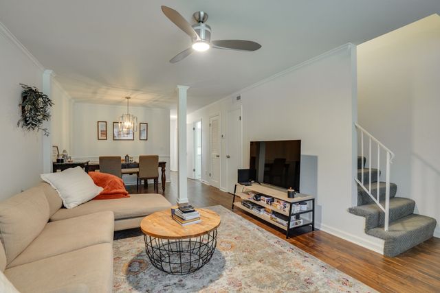 114 Brattlesboro Dr, Nashville, TN 37204