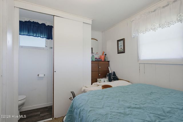107 Phil Harris Lane, N Topsail Beach, NC 28460