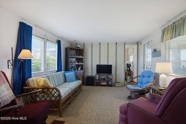 107 Phil Harris Lane, N Topsail Beach, NC 28460