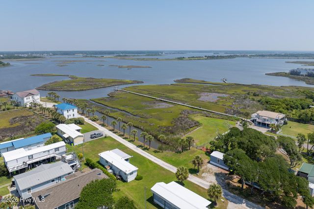 107 Phil Harris Lane, N Topsail Beach, NC 28460