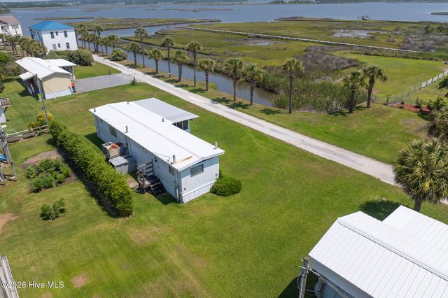 107 Phil Harris Lane, N Topsail Beach, NC 28460