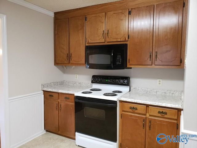 132 Raleigh Way, Huntsville, AL 35811