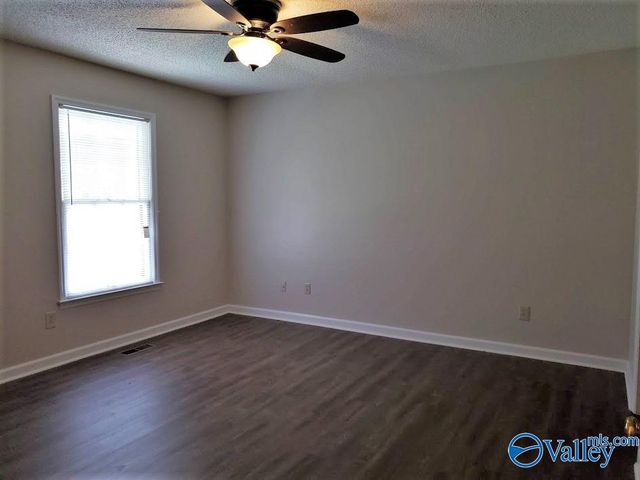 132 Raleigh Way, Huntsville, AL 35811