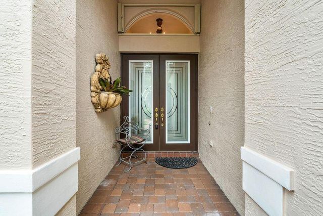 12105 Oakvista Dr Drive, Boynton Beach, FL 33437