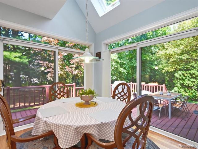 3104 Quarton Road, Bloomfield Hills, MI 48304