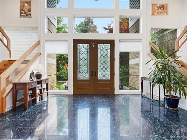 3104 Quarton Road, Bloomfield Hills, MI 48304