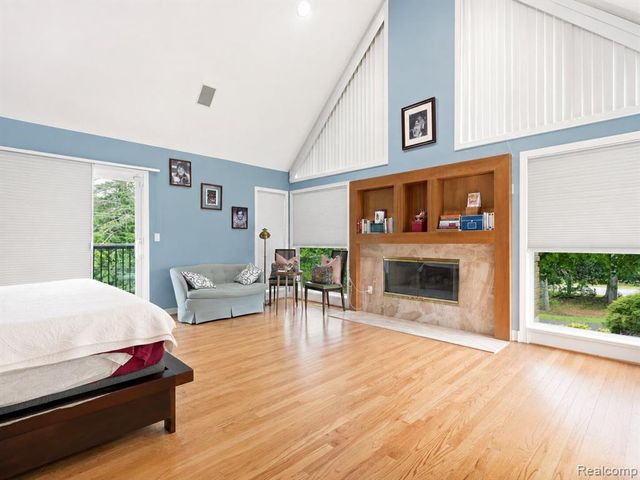 3104 Quarton Road, Bloomfield Hills, MI 48304