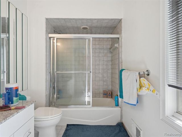 3104 Quarton Road, Bloomfield Hills, MI 48304