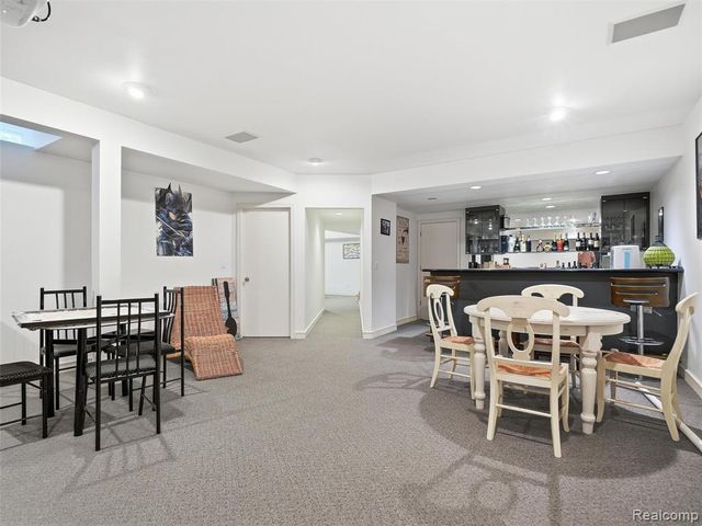 3104 Quarton Road, Bloomfield Hills, MI 48304