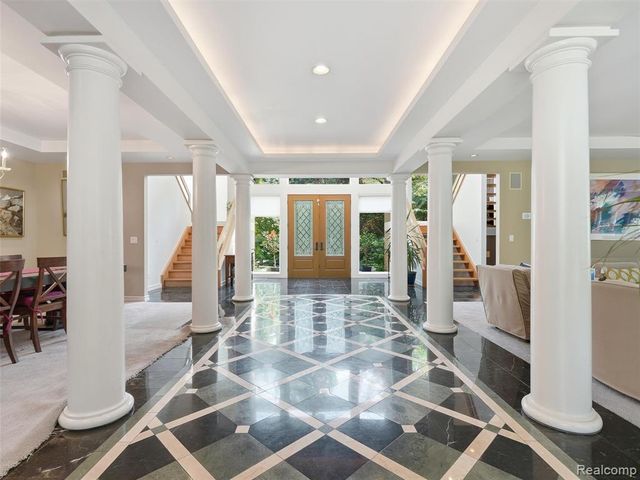 3104 Quarton Road, Bloomfield Hills, MI 48304
