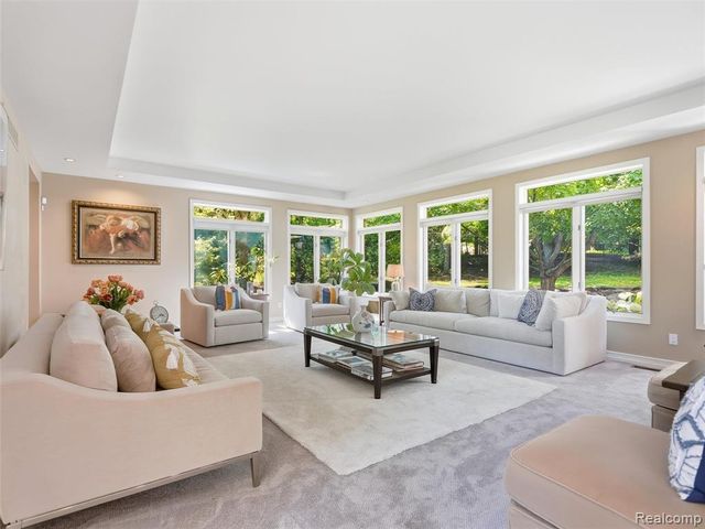 3104 Quarton Road, Bloomfield Hills, MI 48304