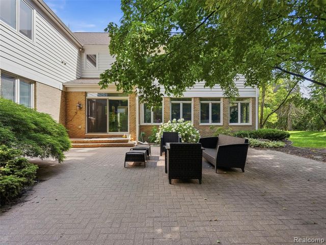 3104 Quarton Road, Bloomfield Hills, MI 48304