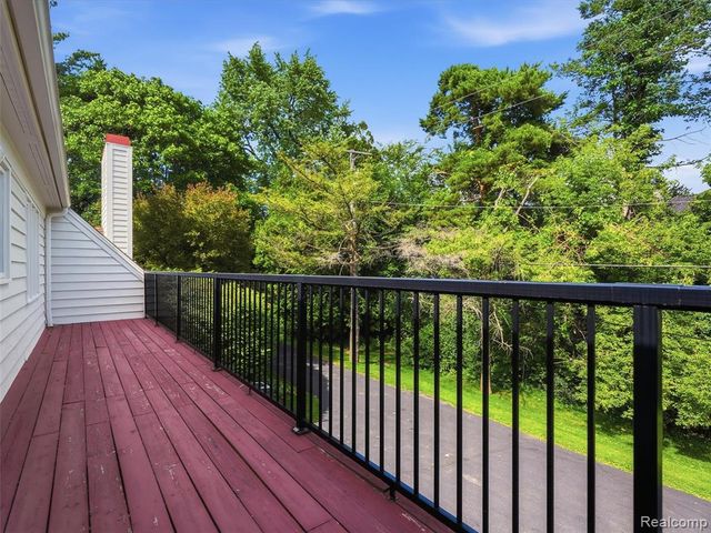 3104 Quarton Road, Bloomfield Hills, MI 48304