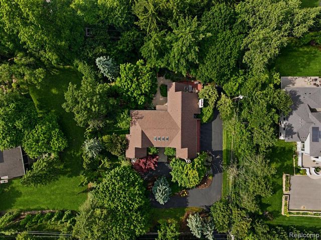 3104 Quarton Road, Bloomfield Hills, MI 48304