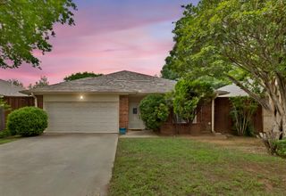 299 Boliver Avenue, Lake Dallas, TX 75065