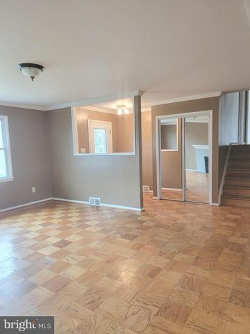 5908 AMELIA ST, Springfield, VA 22150