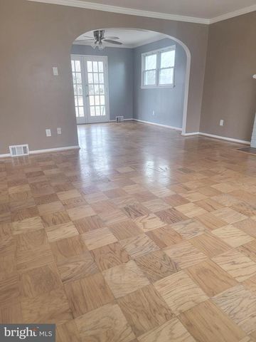 5908 AMELIA ST, Springfield, VA 22150