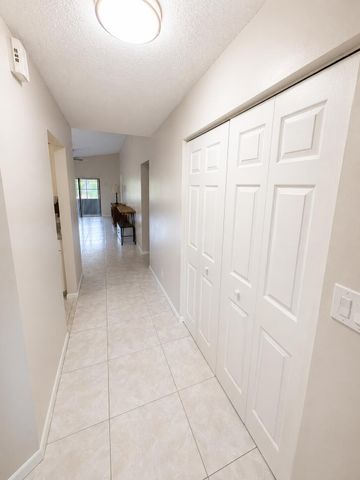 4086 Palm Forest Drive S, Delray Beach, FL 33445