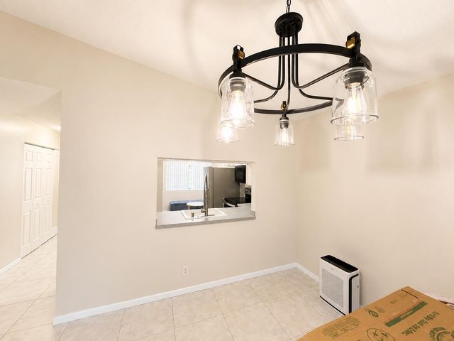 4086 Palm Forest Drive S, Delray Beach, FL 33445