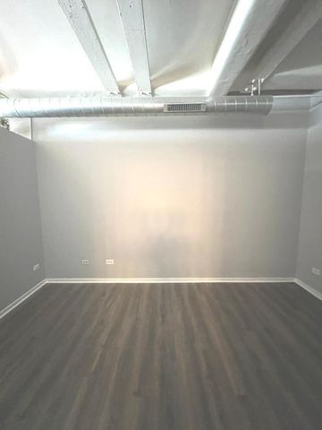 500 S Clinton Street 503, Chicago, IL 60607