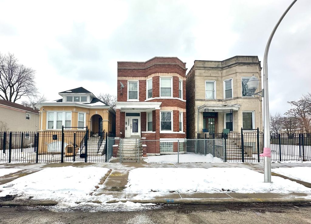 6209 S Justine Street, Chicago, IL 60636