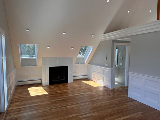 65 Franklin Street AB, Provincetown, MA 02657