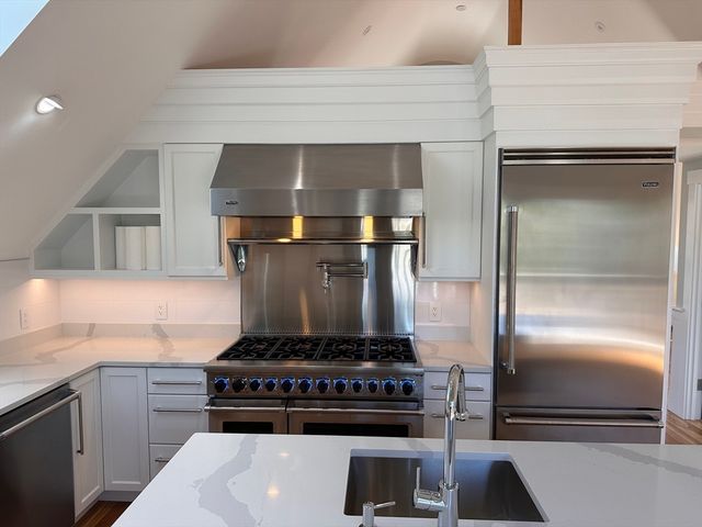 65 Franklin Street AB, Provincetown, MA 02657
