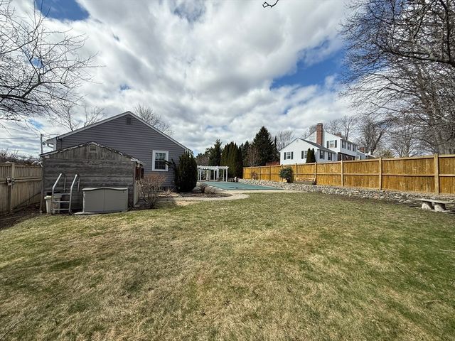 129 Hobart St, Danvers, MA 01923