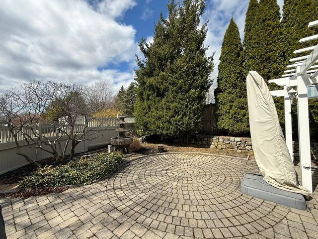 129 Hobart St, Danvers, MA 01923