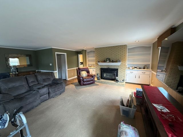 129 Hobart St, Danvers, MA 01923