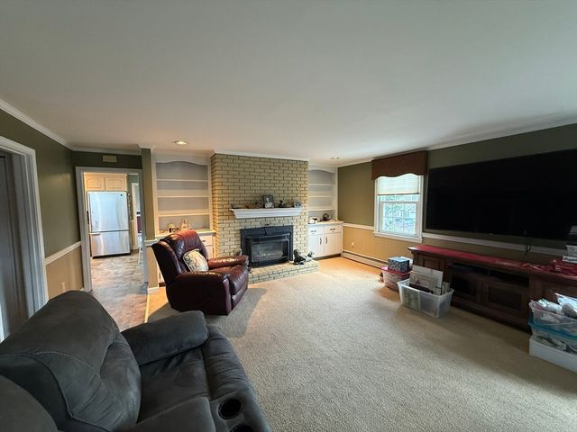 129 Hobart St, Danvers, MA 01923