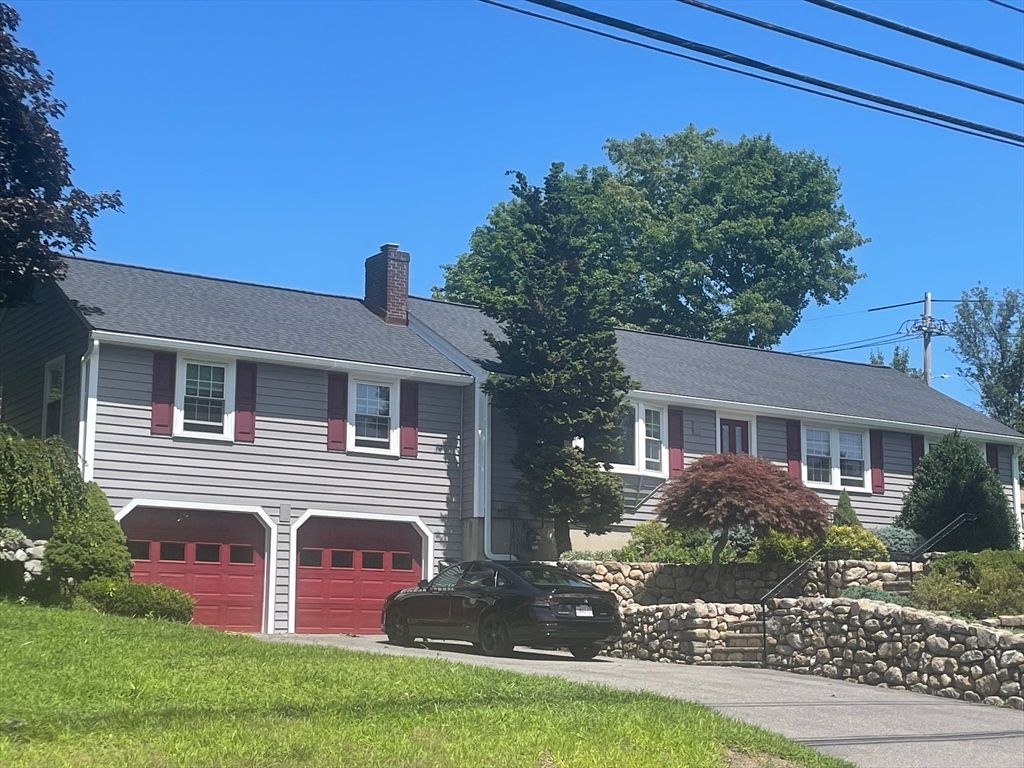 129 Hobart St, Danvers, MA 01923