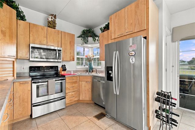 613 PAR PINES BOULEVARD, Davenport, FL 33837