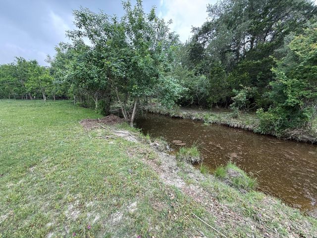 5719 Farm To Market 2238, Schulenburg, TX 78956