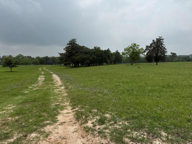 5719 Farm To Market 2238, Schulenburg, TX 78956