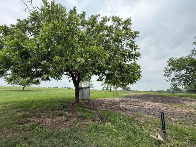 5719 Farm To Market 2238, Schulenburg, TX 78956