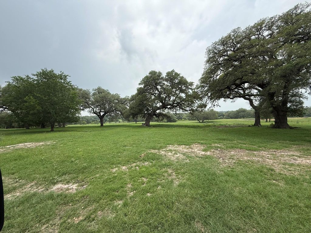 5719 Farm To Market 2238, Schulenburg, TX 78956