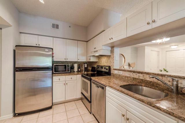 3117 Tuscany Way, Boynton Beach, FL 33435
